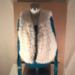 Fur vest